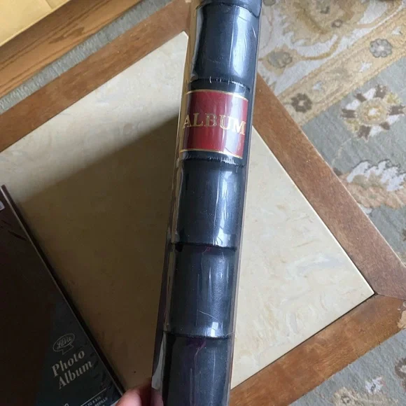 Photo album books- set of 2 - Picture 2 of 7